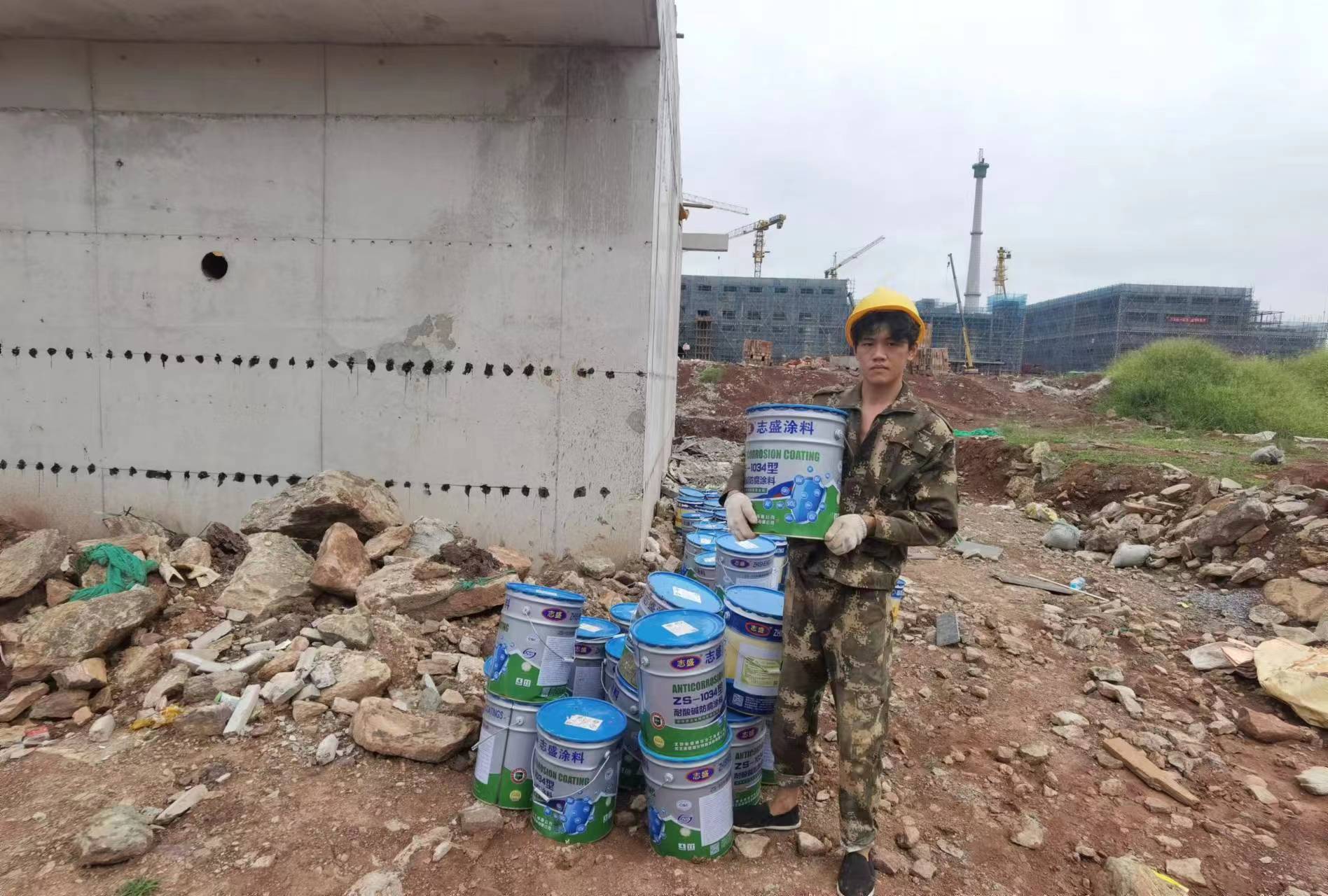 工人說：好材料要捧在掌心